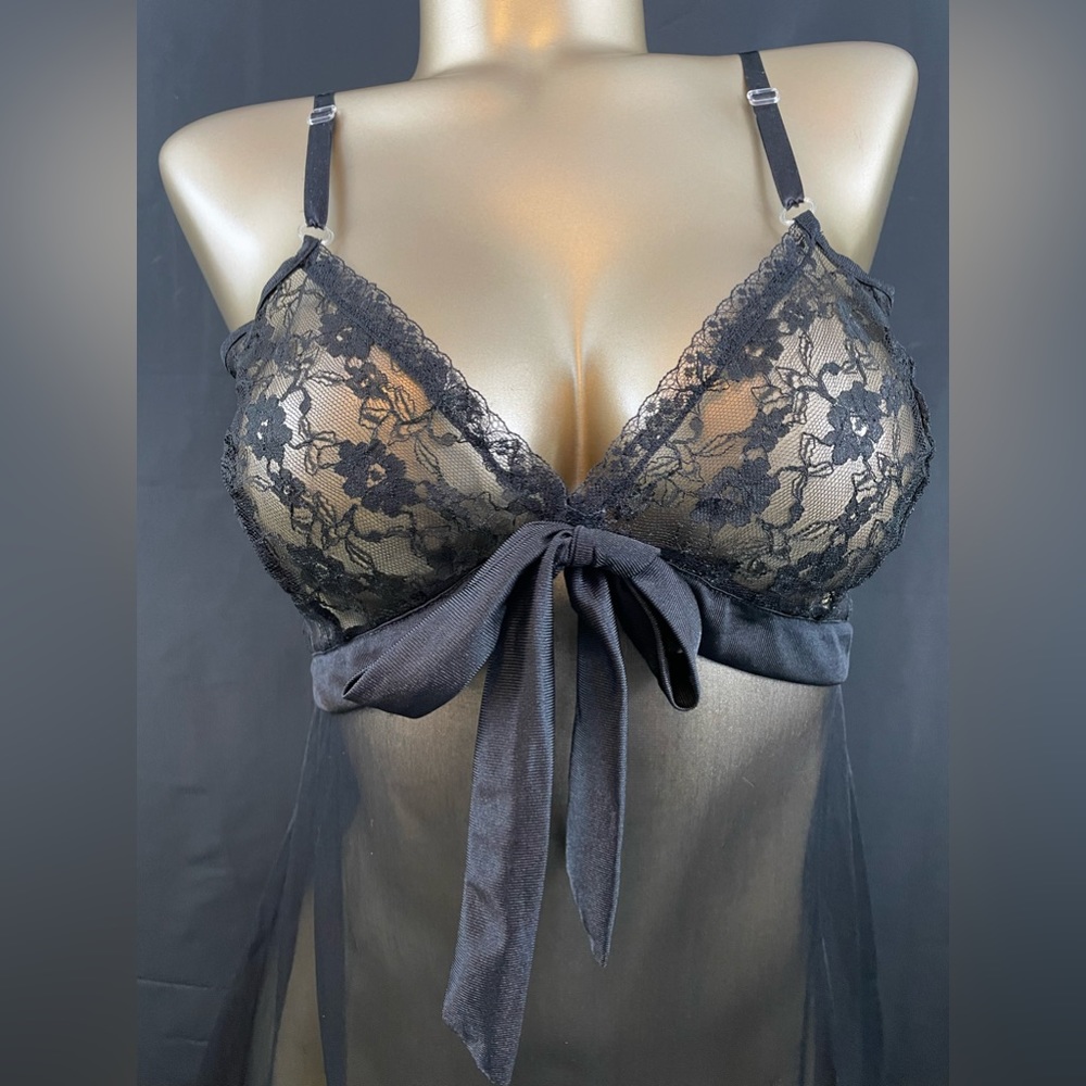 Gray Lace Sheer Robe - Picture 3 of 8
